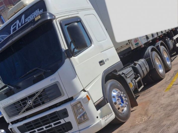 CAVALO MECANICO VOLVO FM 370 6X2 2010/2010 (vt) 2010