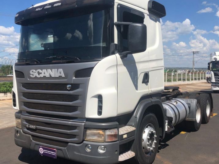 CAVALO MECANICO SCANIA G420 6X4 (bogie leve/canelinha) 2011/2011 2011 CAVALO MECANICO SCANIA G420 6X4 (bogie leve/canelinha) 2011/2011 2011
