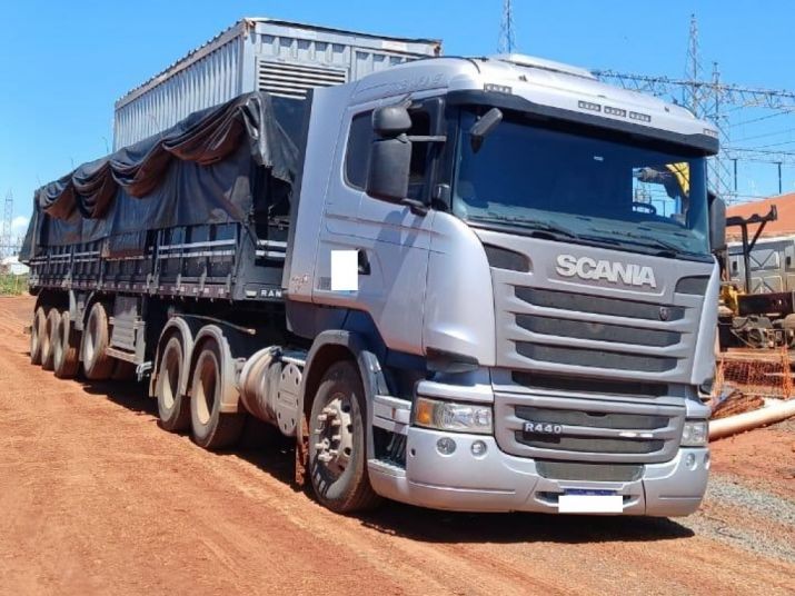 CAVALO MECANICO SCANIA R440 6X2 2015/2015 (7D10) vt 2015