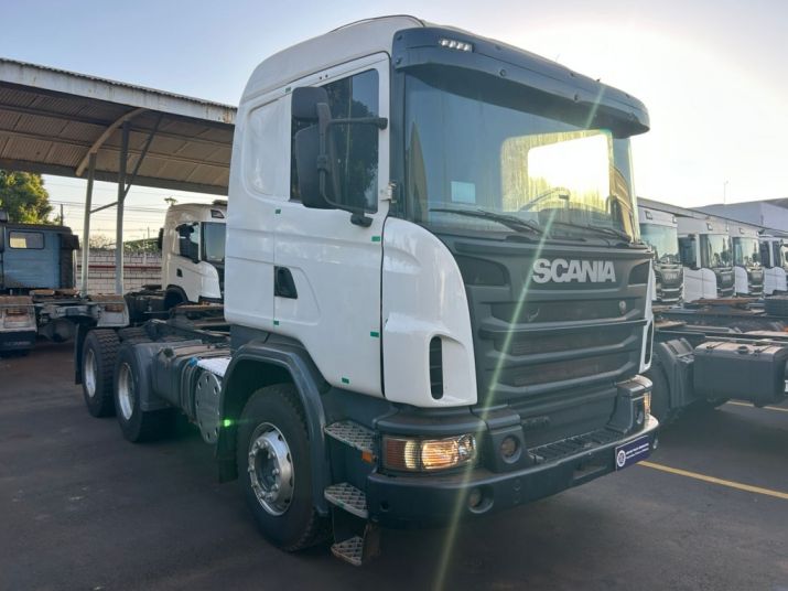 CAVALO MECÂNICO SCANIA G440 6X4 2012/2013 (9G92) 2013