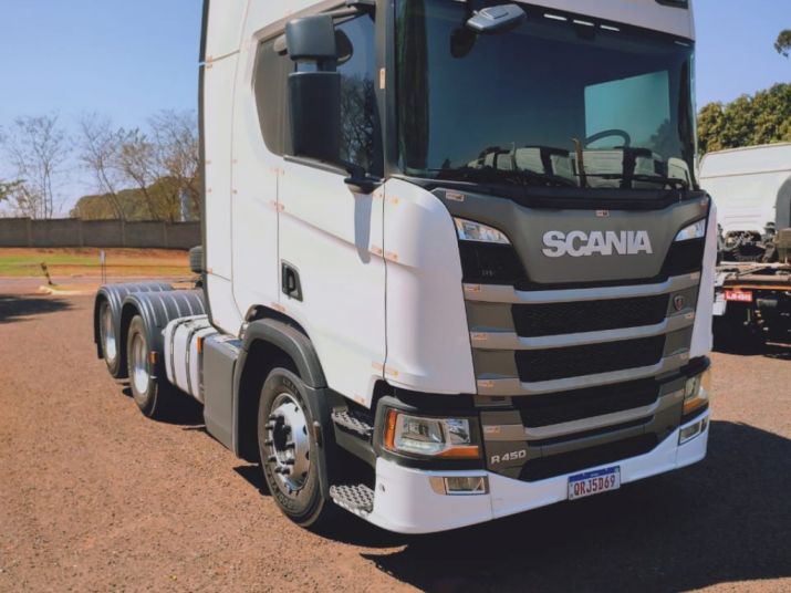 R 450 A 6X2 2019