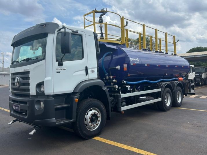 CAMINHÃO VW 31330 6X4 2021/2022 c/ TANQUE GASCOM 20.000 LITROS 2022 CAMINHÃO VW 31330 6X4 2021/2022 c/ TANQUE GASCOM 20.000 LITROS 2022