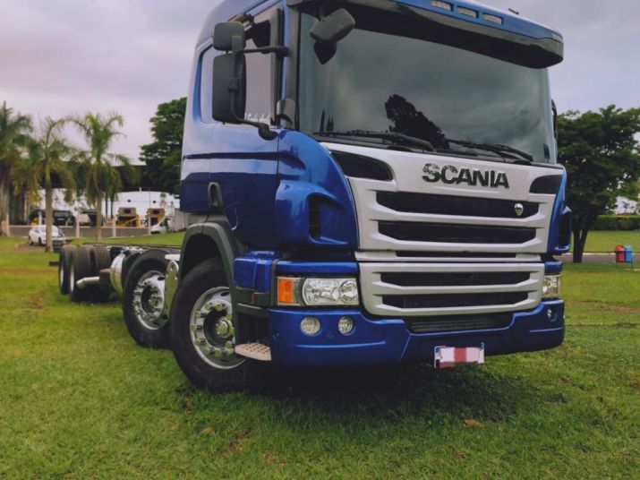 CAMINHÃO SCANIA P 310 B8X2 2016/2016 2016